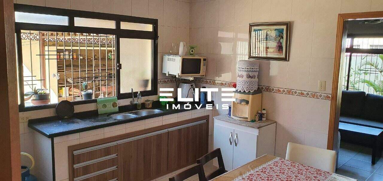 Sobrado à venda no Jardim Monções: 