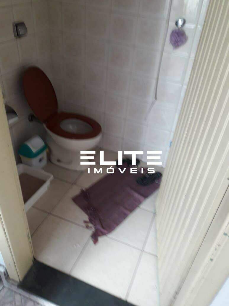 Casa à venda no Centro: 