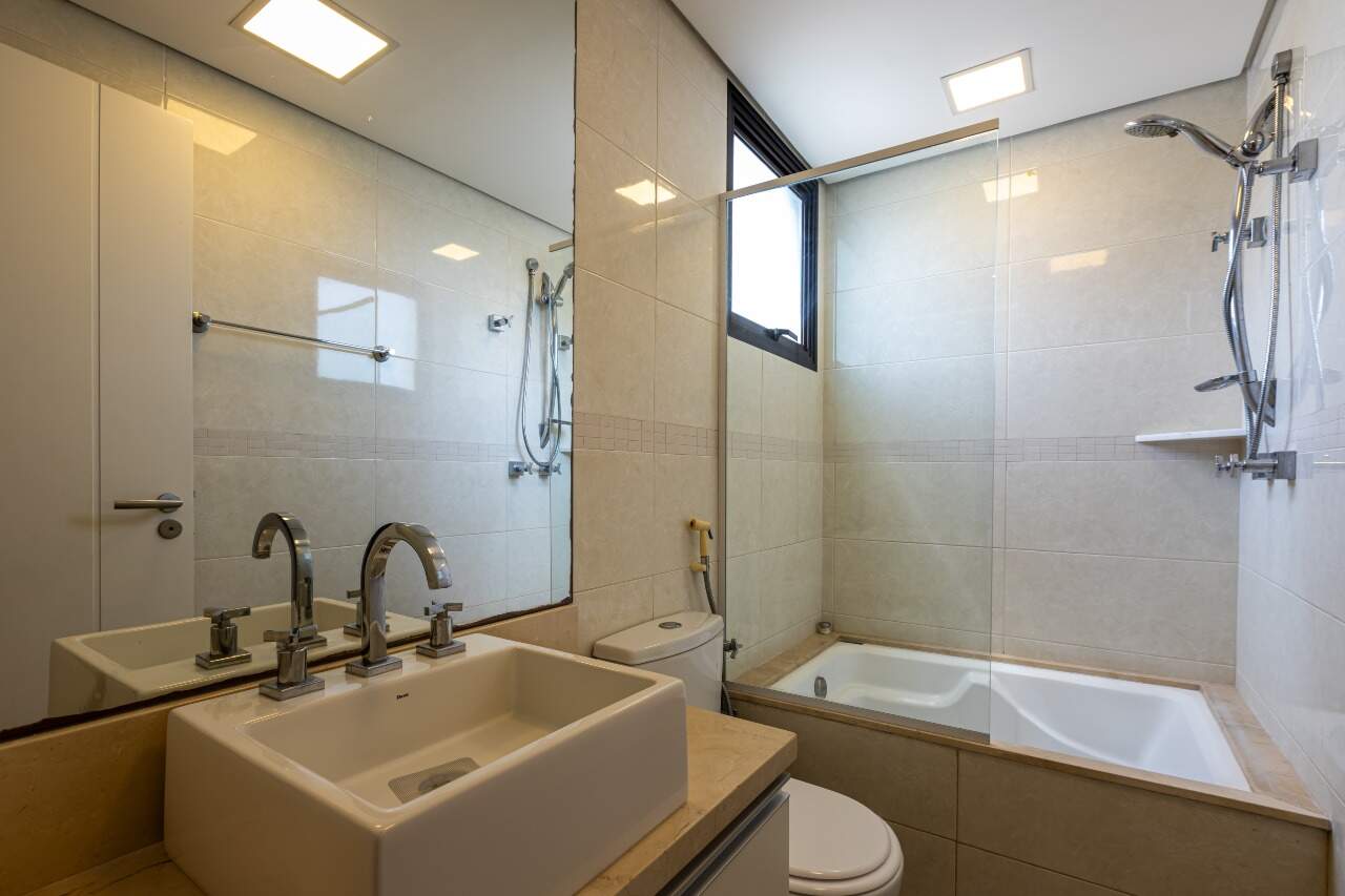 Apartamento à venda no Real Parque: 