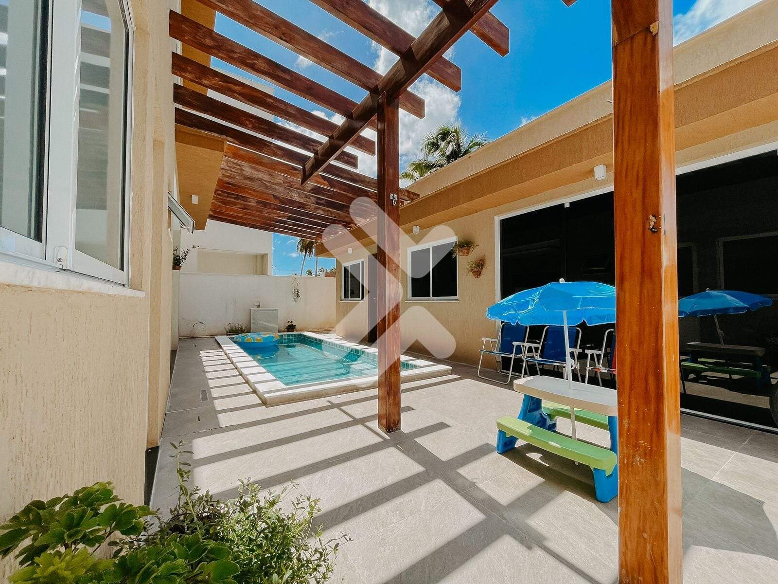 Casa em Condomínio à vendaCajupirangaParnamirim: