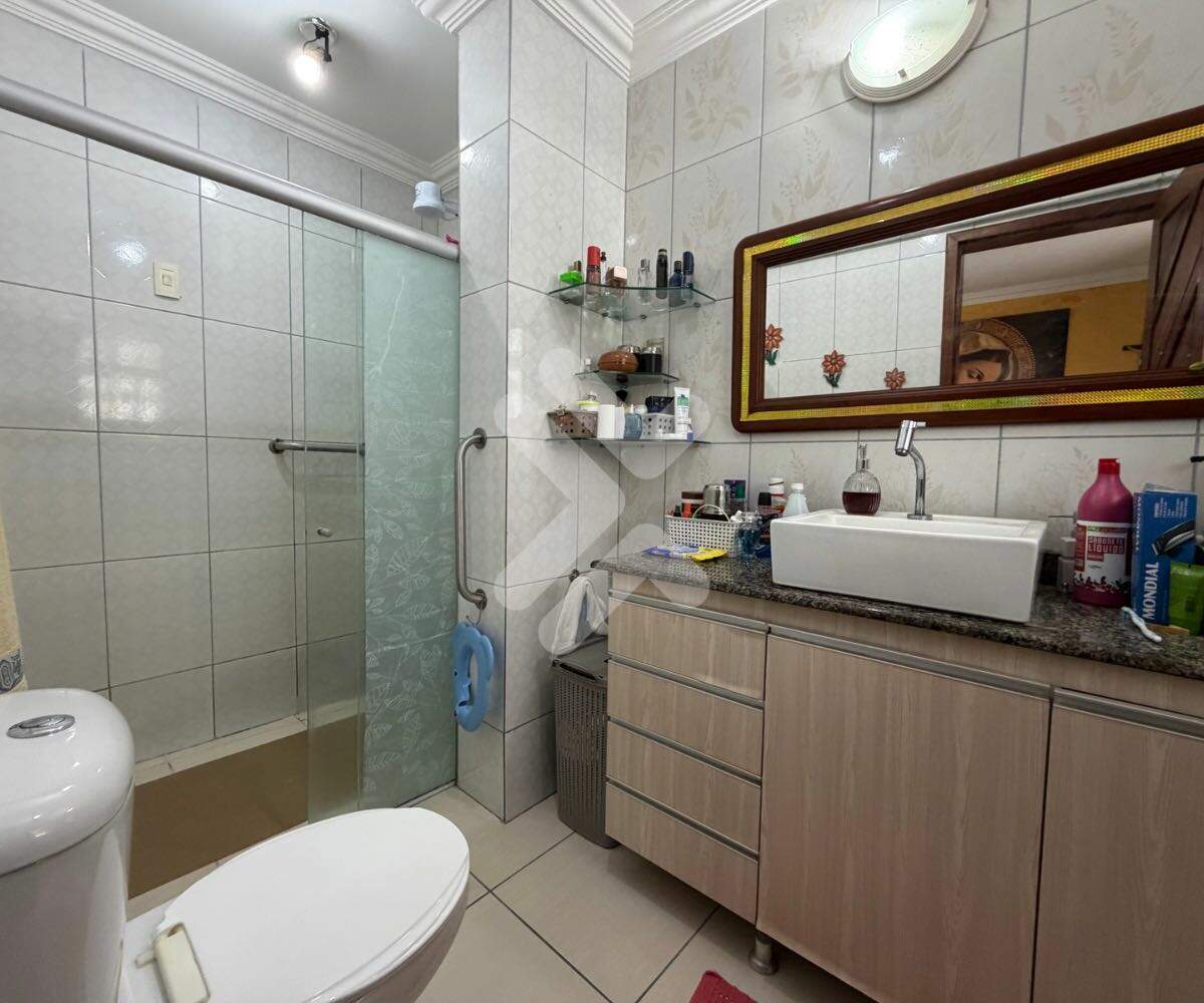 Apartamento à vendaLagoa NovaNatal: WC Suíte adaptada