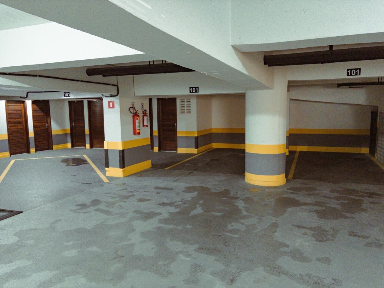 Apartamento à vendaTirolNatal: Vagas livres