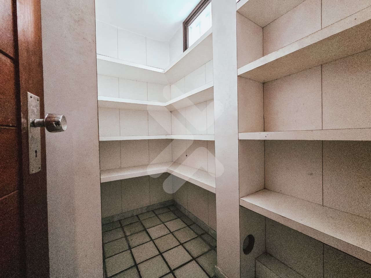 Apartamento à vendaTirolNatal: Despensa cozinha