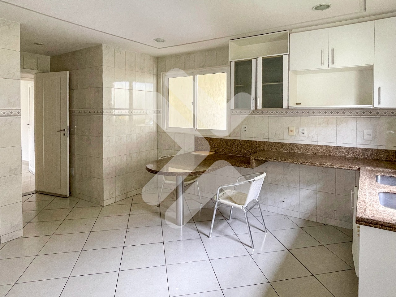 Casa em Condomínio à vendaParque do JiquiParnamirim: 