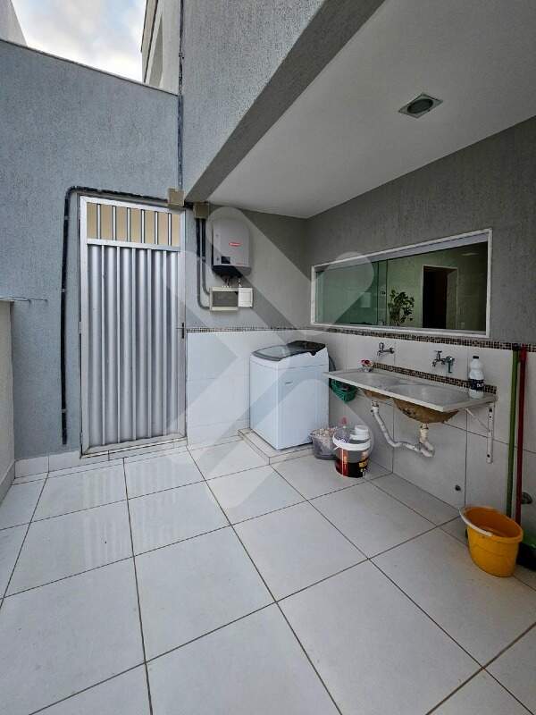 Casa em Condomínio à vendaParque do JiquiParnamirim: 