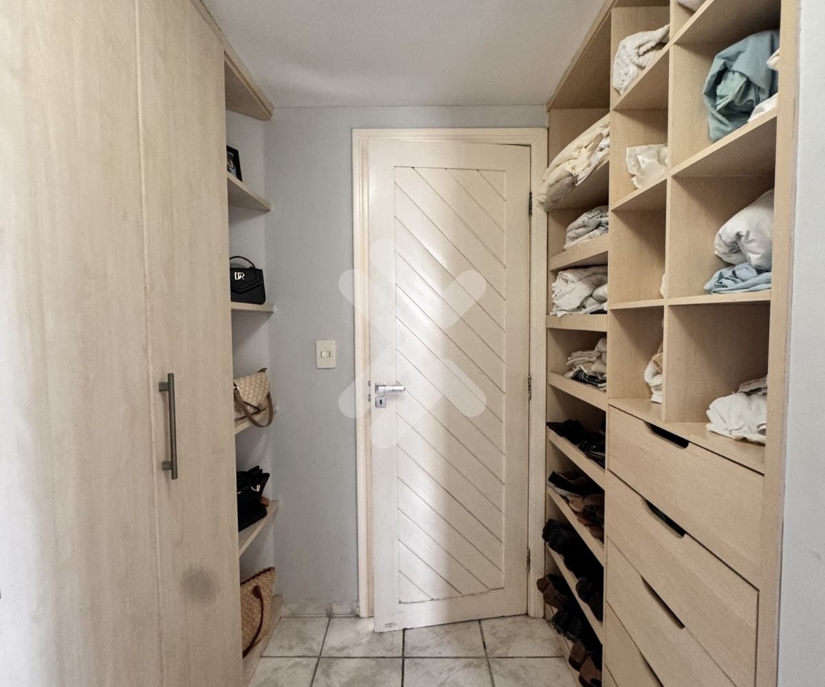 Apartamento à vendaBarro VermelhoNatal: closet