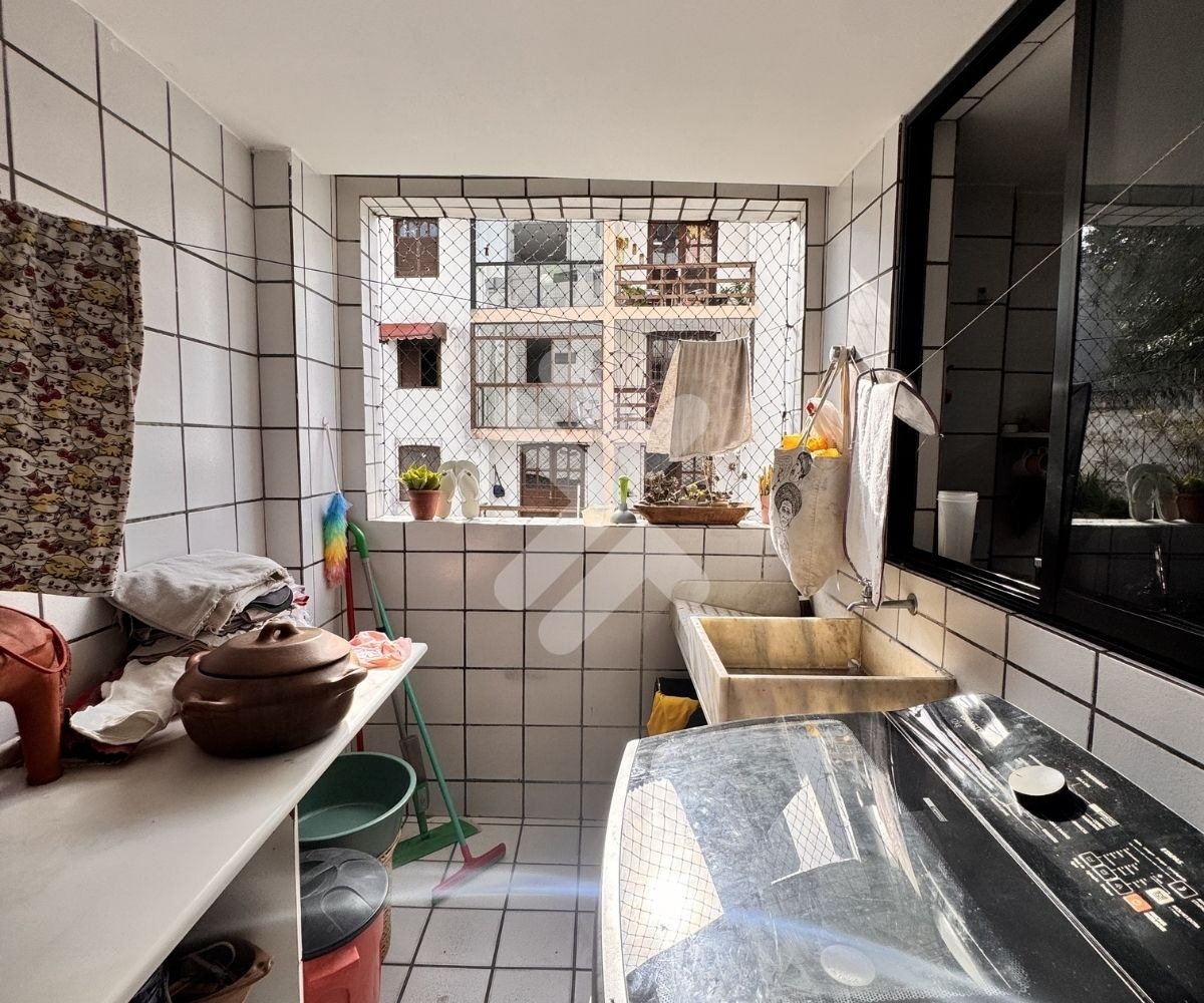 Apartamento à vendaBarro VermelhoNatal: área de serviço