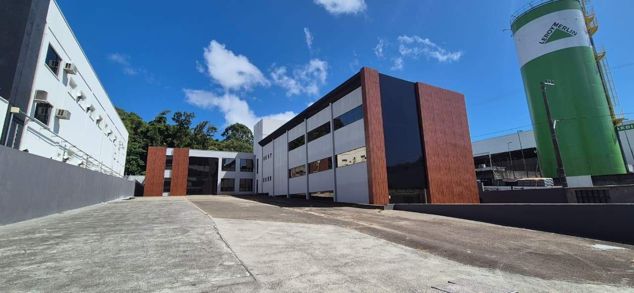 Loja para aluguel no Distrito Industrial: 