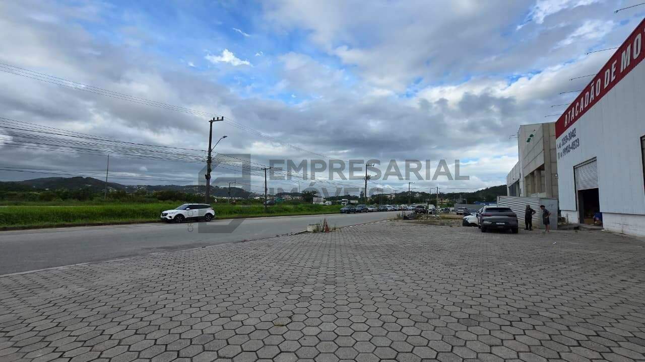 Galpão para aluguel no Sertão do Maruim: 