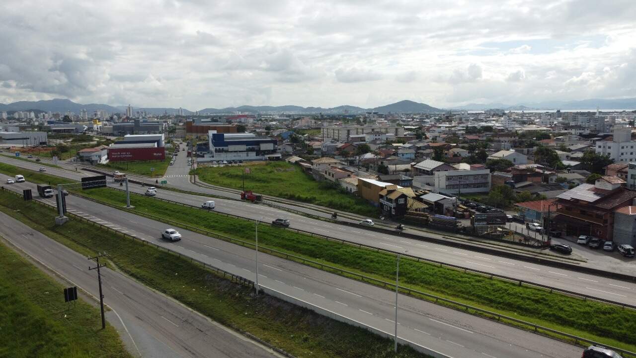 Lote à venda no Pachecos: 