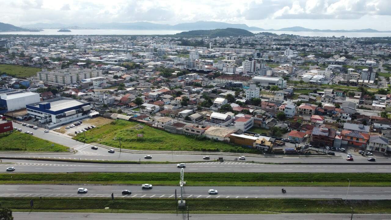 Lote à venda no Pachecos: 