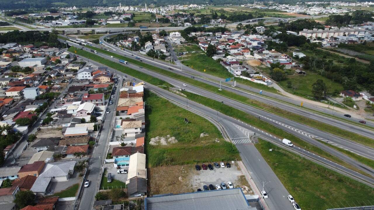 Lote à venda no Pachecos: 