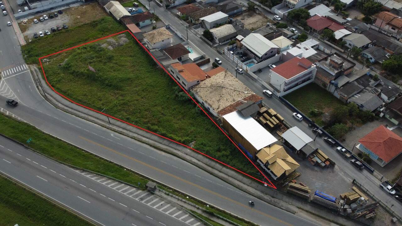 Lote à venda no Pachecos: 