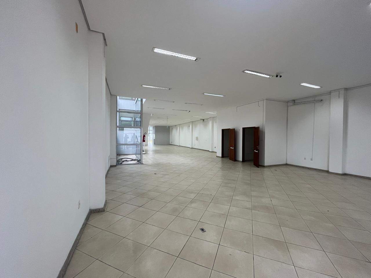 Loja para aluguel no Centro: 