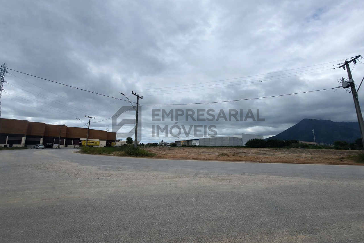 Lote à venda no Pachecos: