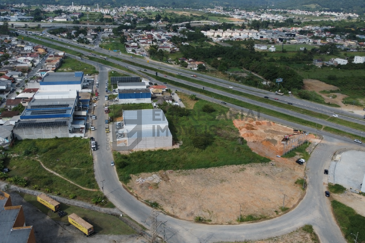Lote à venda no Pachecos: 