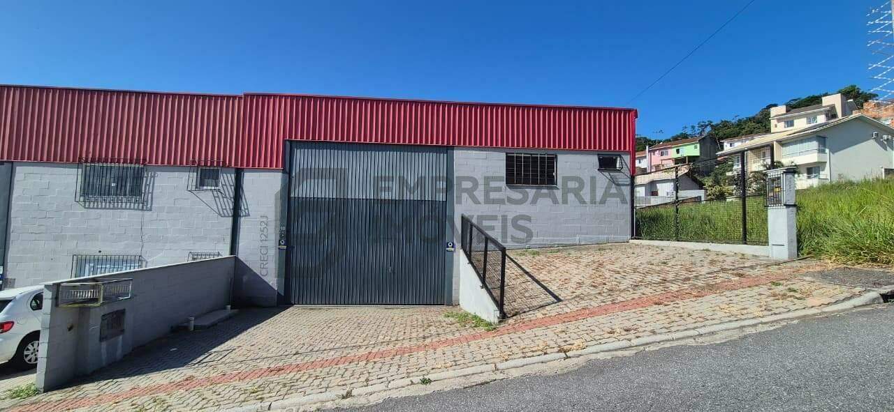 Galpão para aluguel no Sertão do Maruim: 