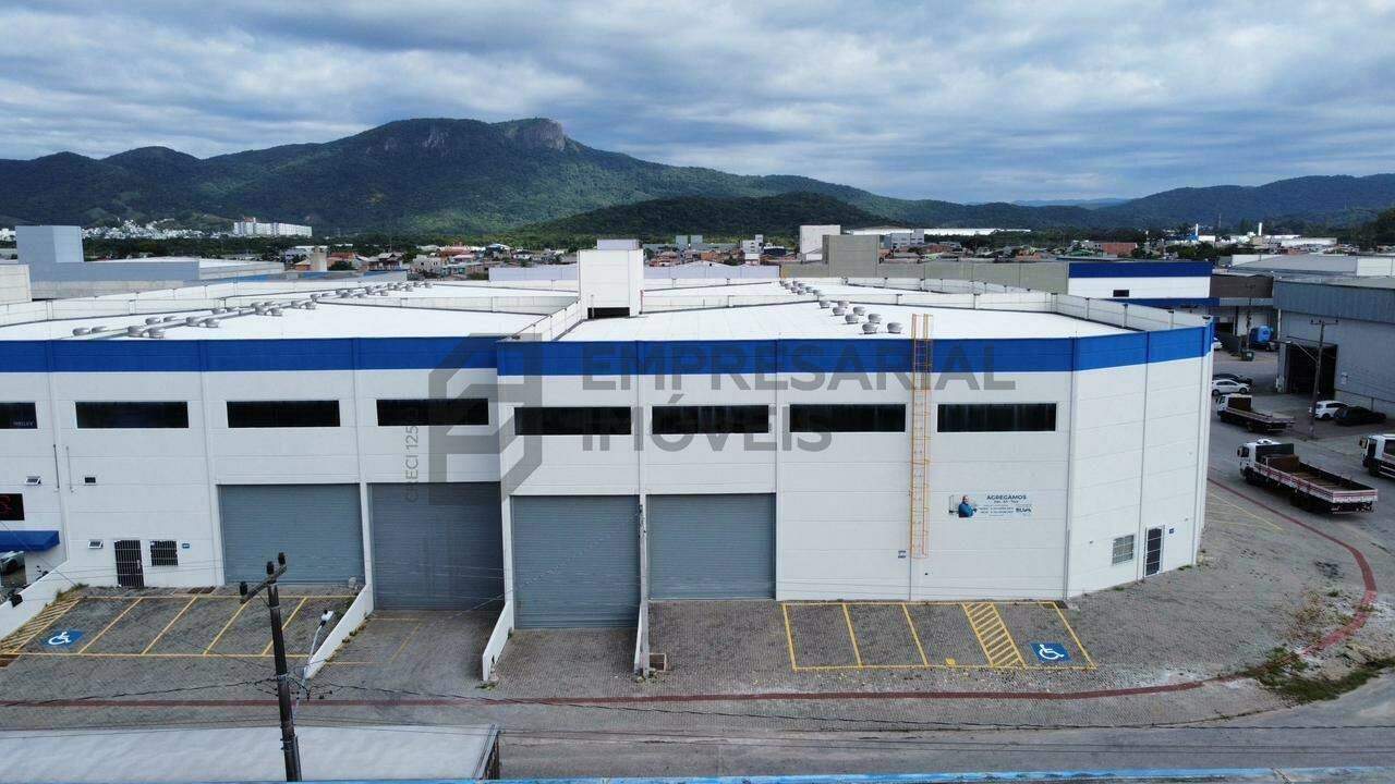 Galpão para aluguel no Brejarú: 