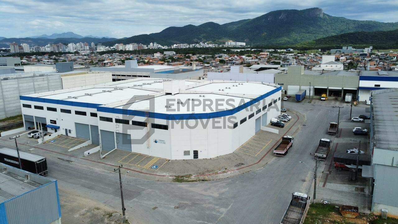 Galpão para aluguel no Brejarú: 