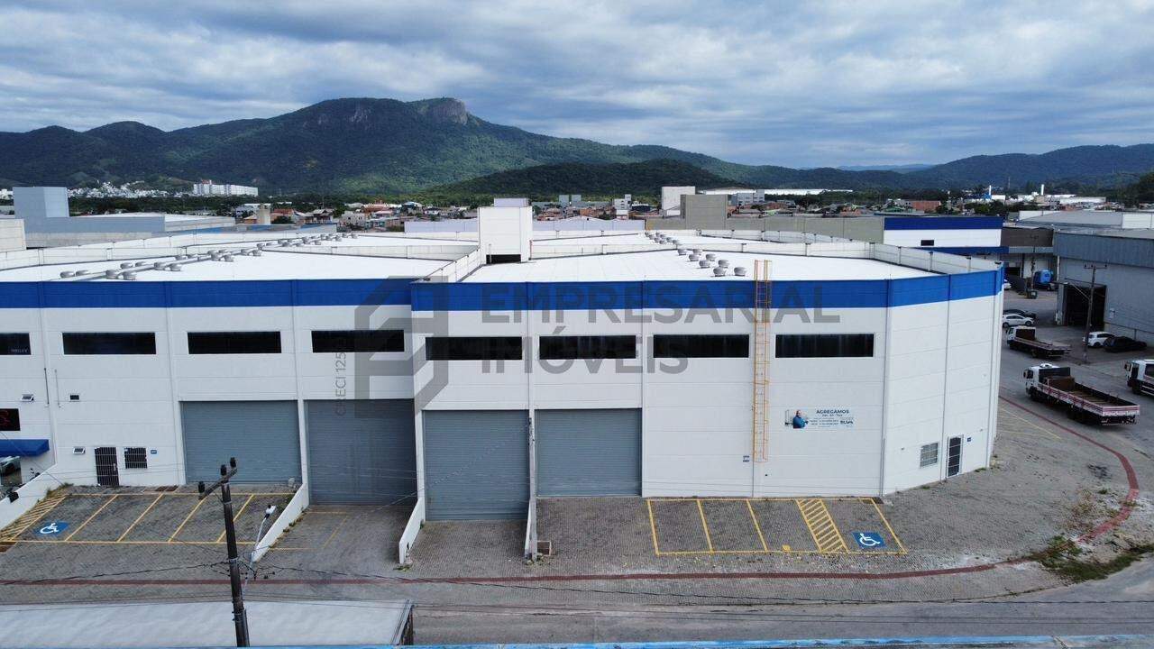 Galpão para aluguel no Brejarú: 