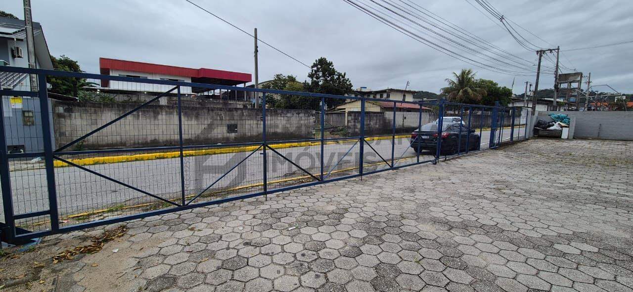 Galpão para aluguel no Morro da Bina: 