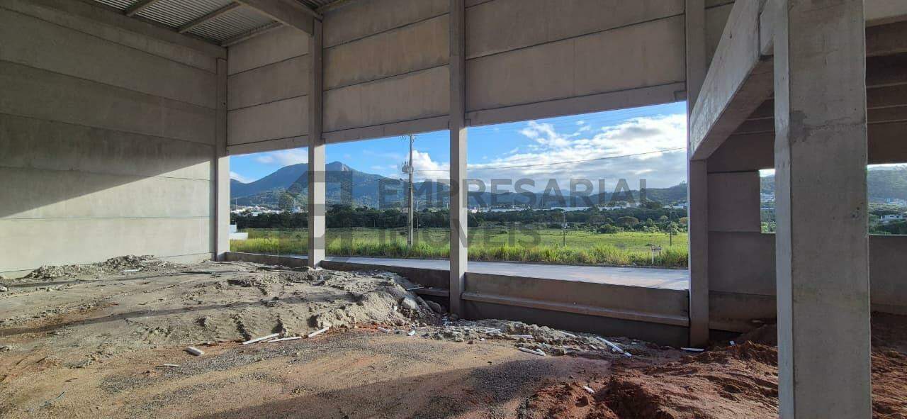 Galpão para aluguel no Forquilhas: