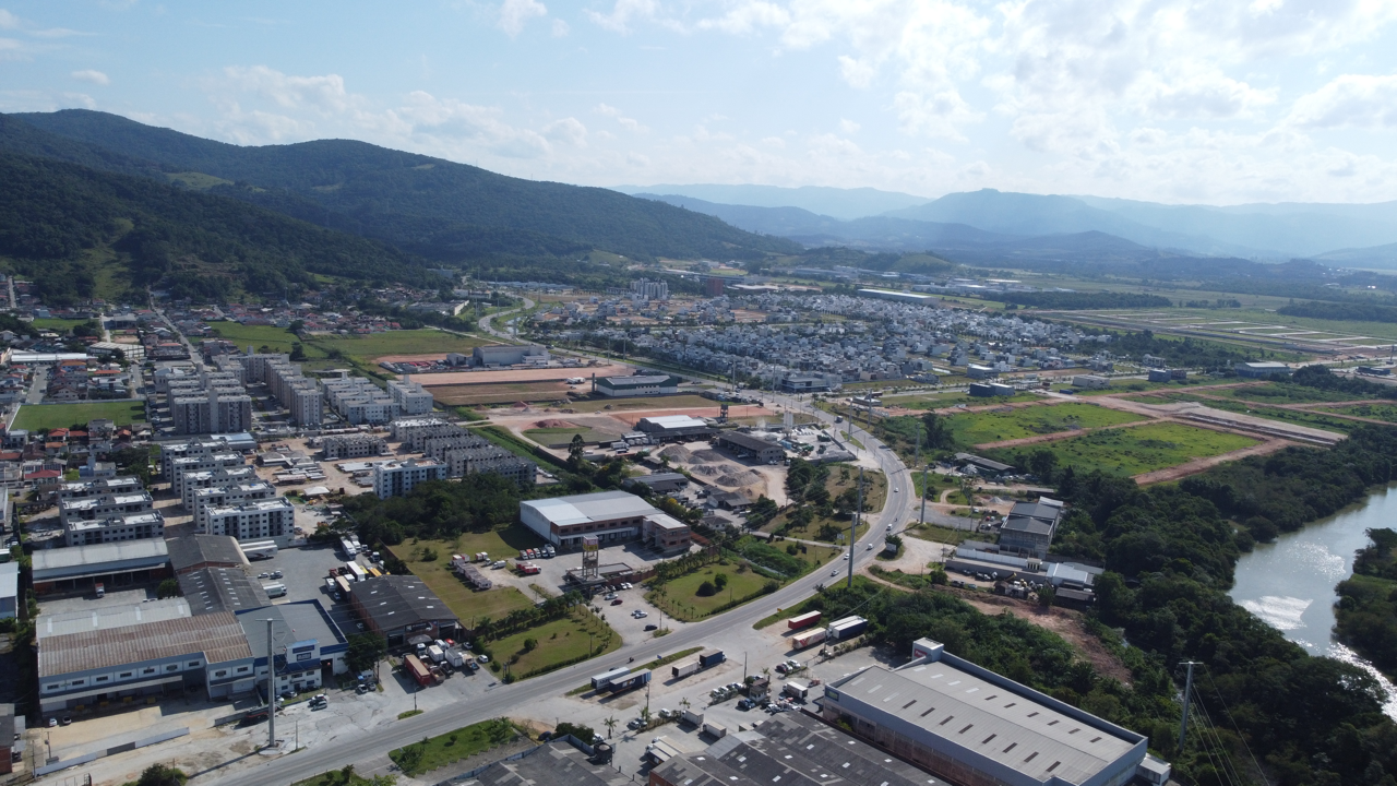 Lote à venda no Vendaval: