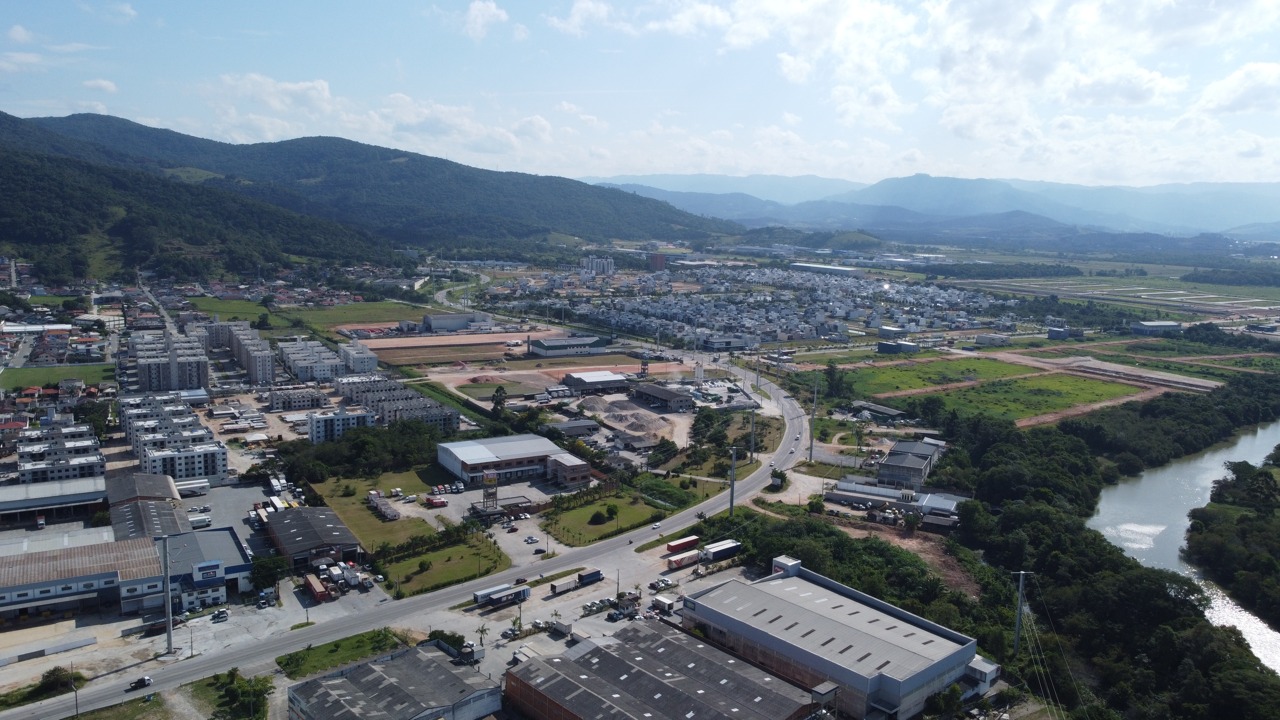 Lote à venda no Vendaval: