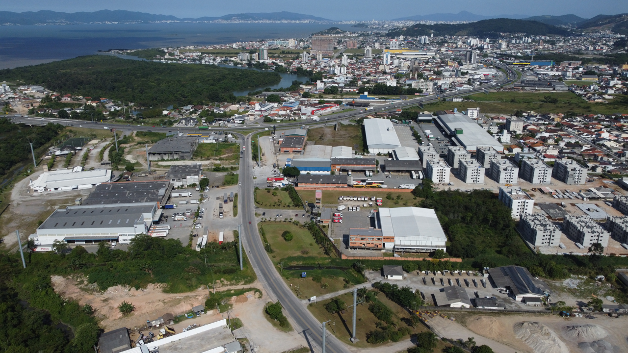 Lote à venda no Vendaval: