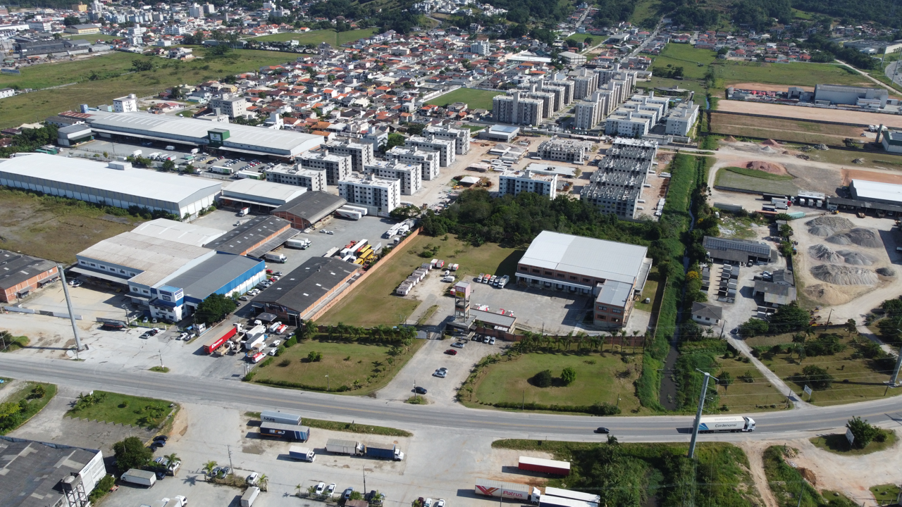 Lote à venda no Vendaval: