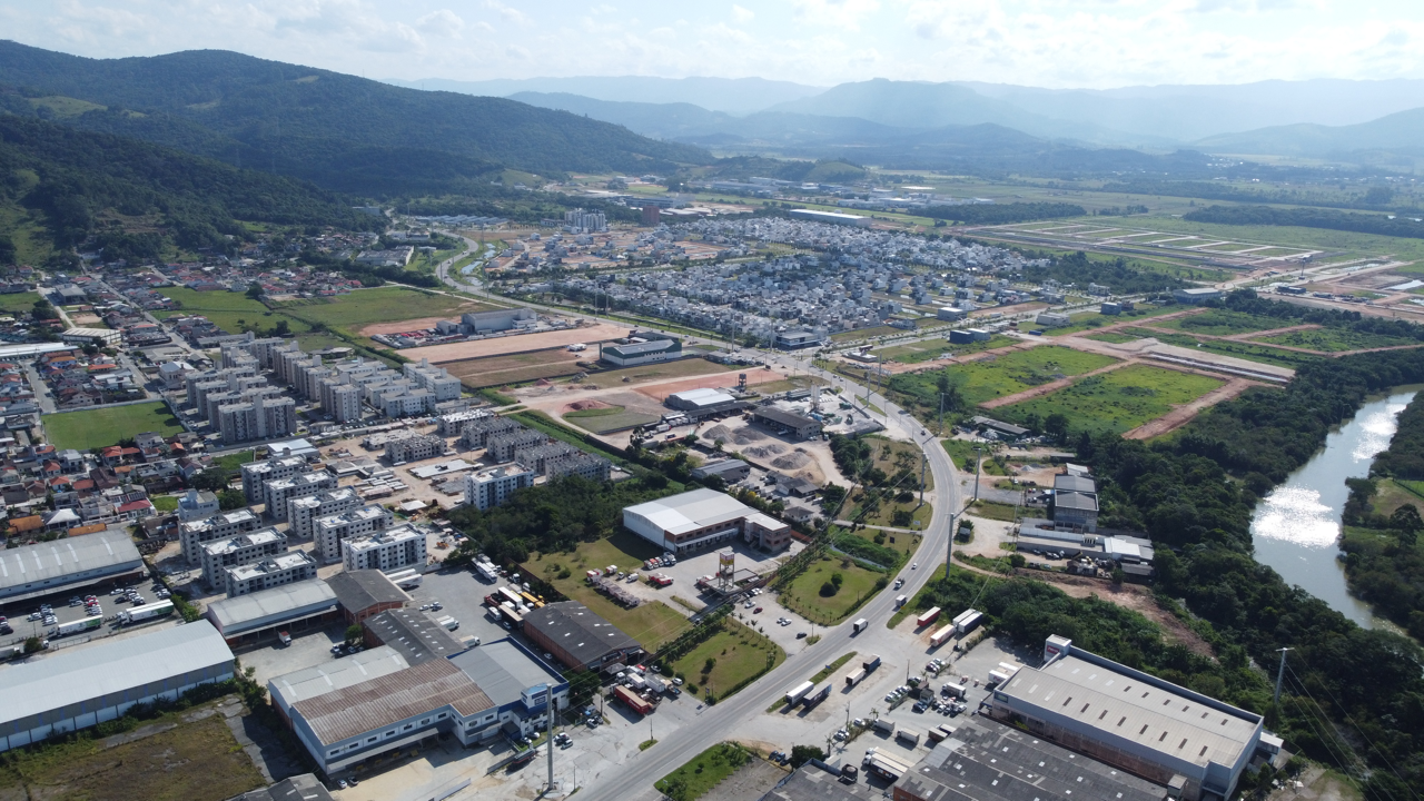 Lote à venda no Vendaval: