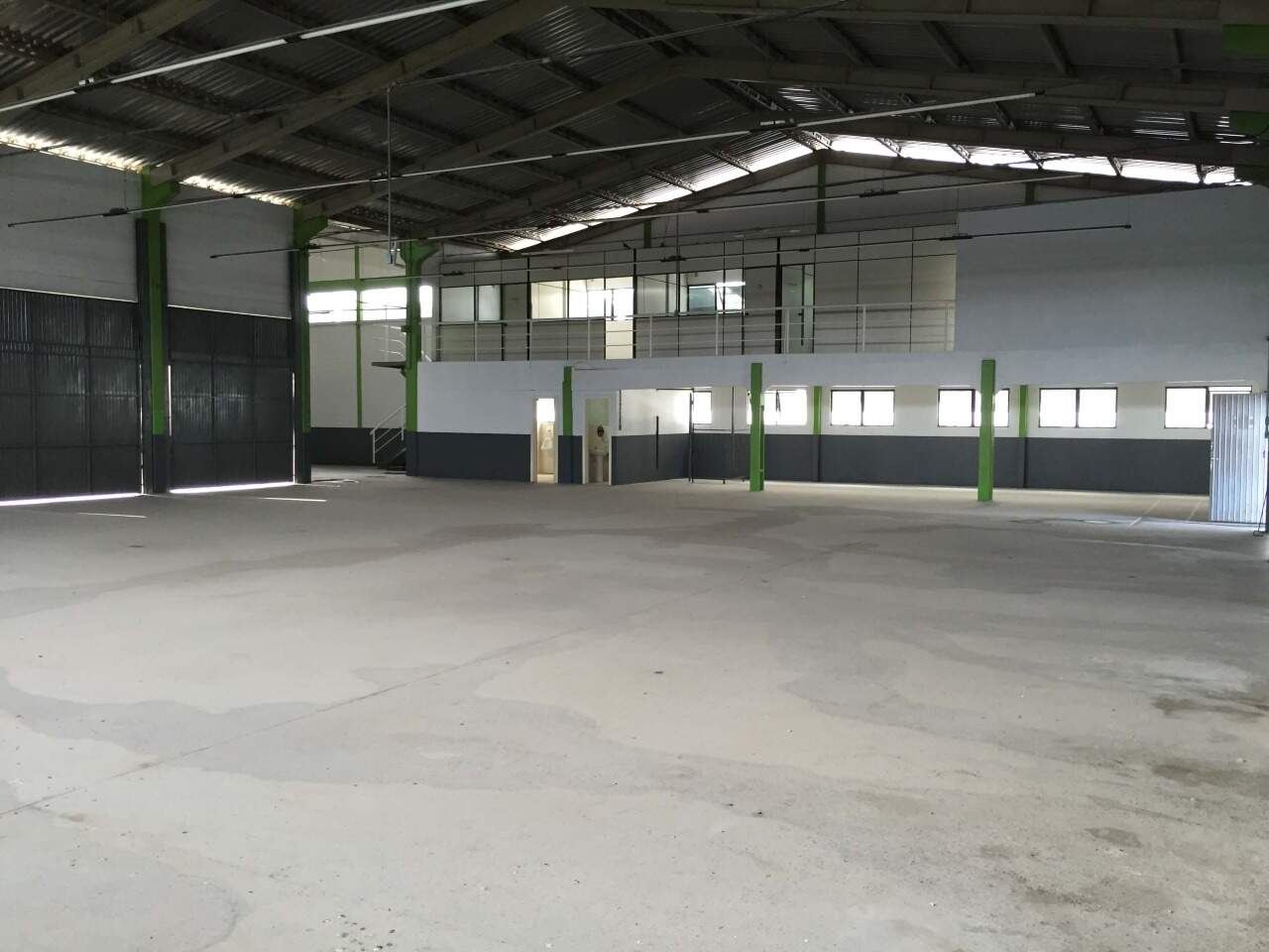 Galpão para aluguel no Distrito Industrial: