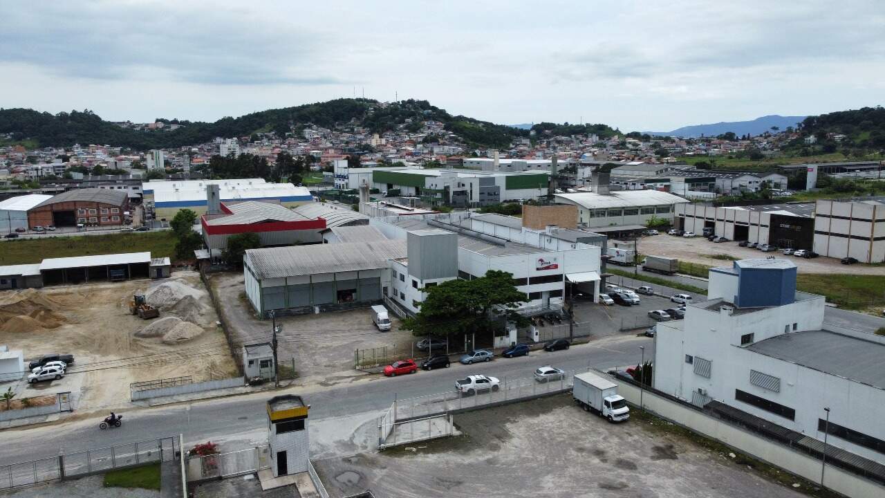 Galpão para aluguel no Distrito Industrial:
