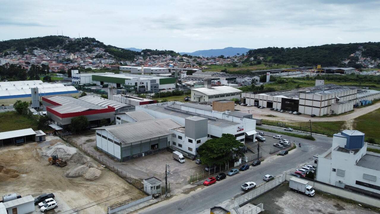 Galpão para aluguel no Distrito Industrial: