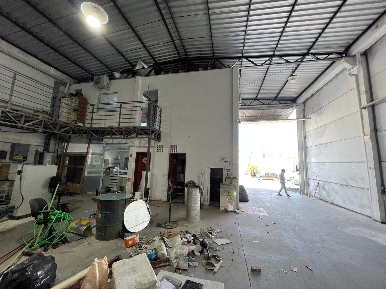 Galpão à venda no Brejarú: