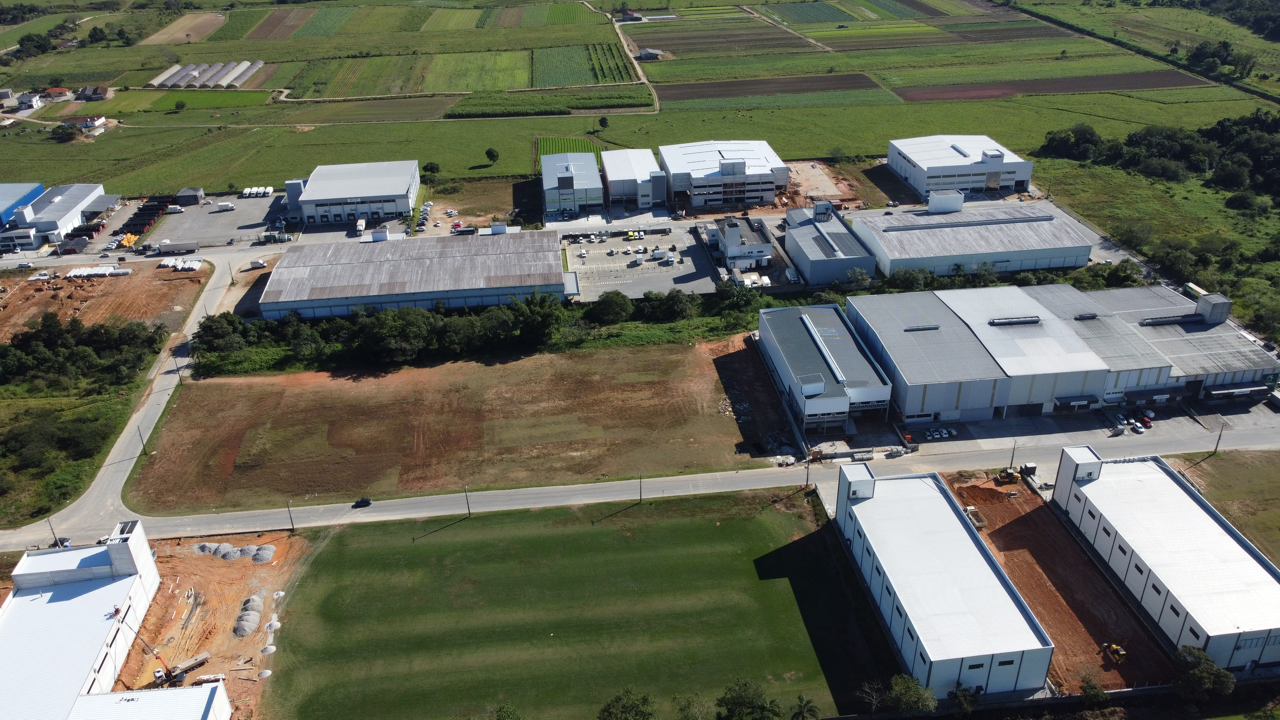 Lote à venda no Beira Rio: