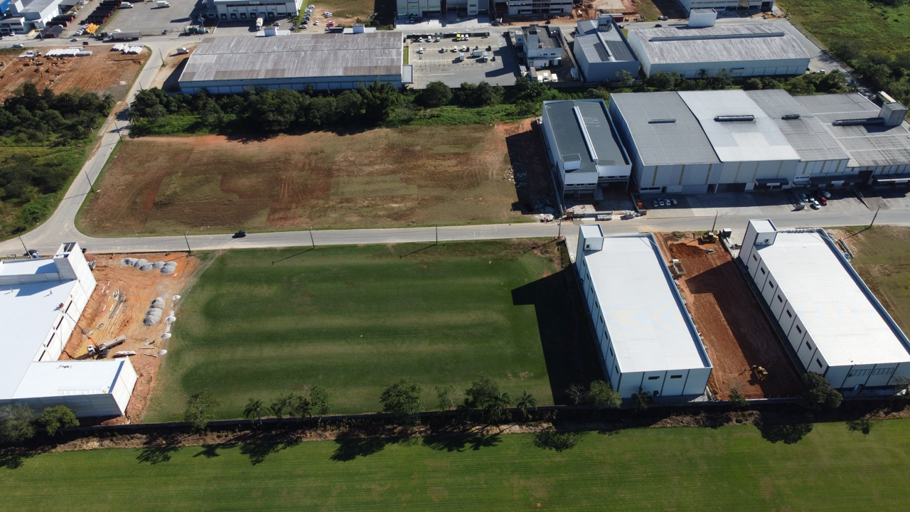 Lote à venda no Beira Rio: 