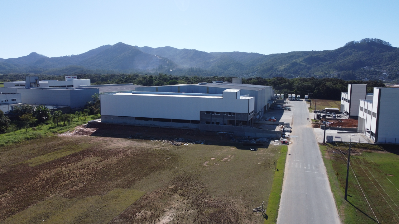 Lote à venda no Beira Rio: