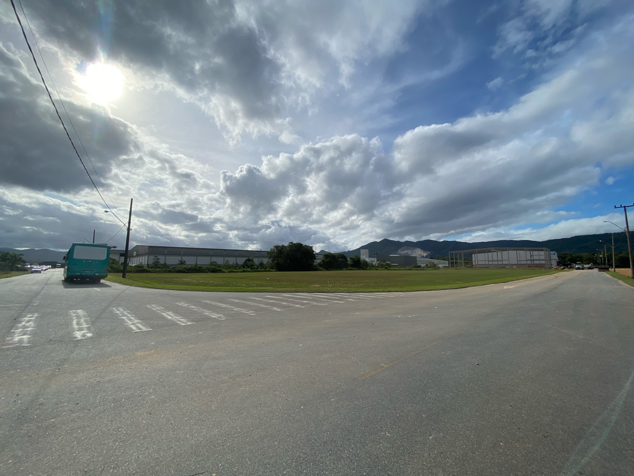 Lote à venda no Beira Rio: