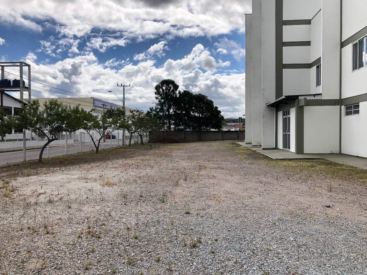 Galpão para aluguel no Distrito Industrial: