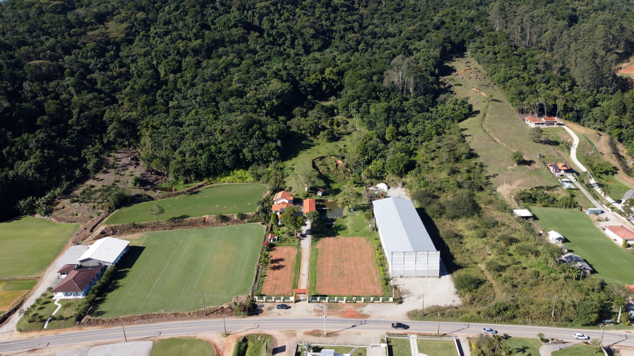 Lote à venda no Beira Rio: