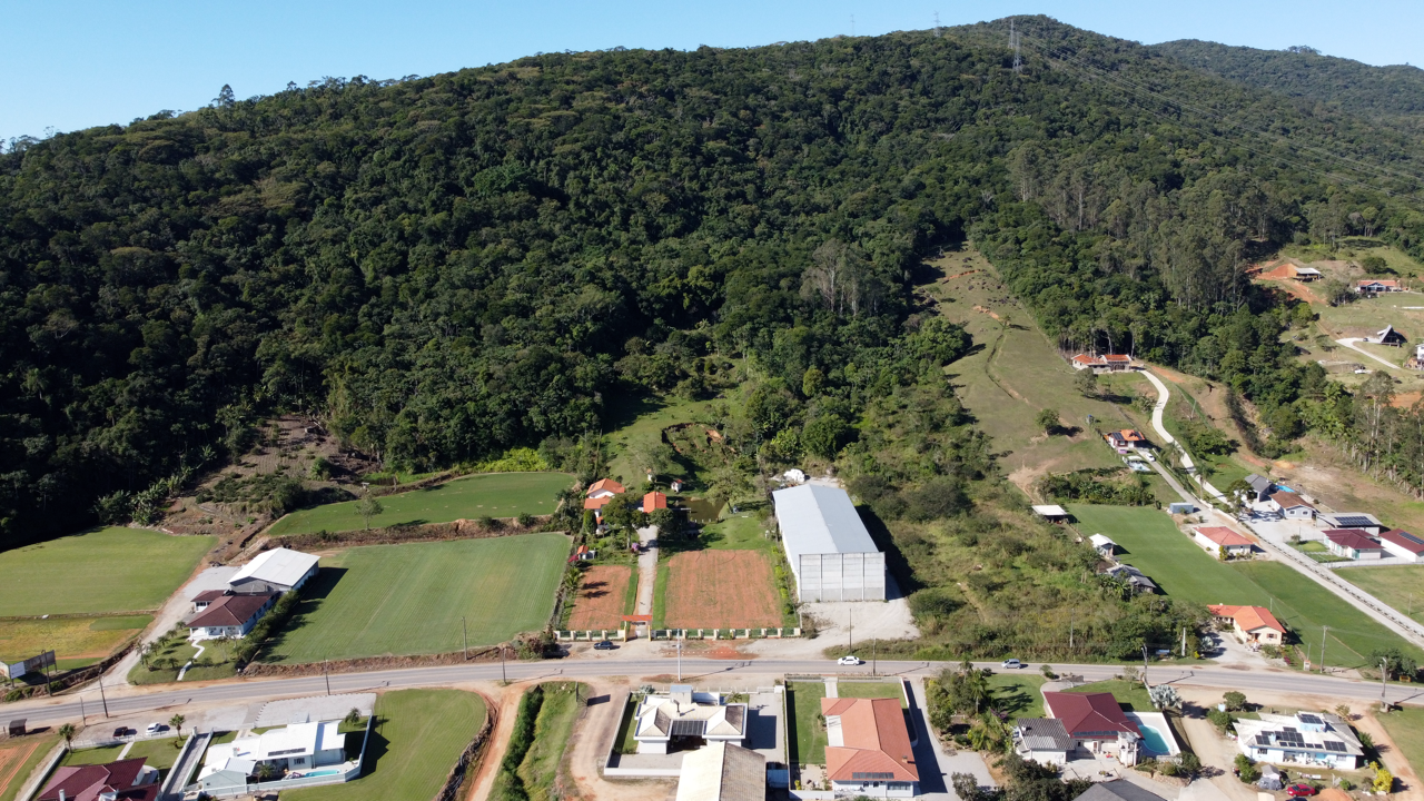 Lote à venda no Beira Rio: