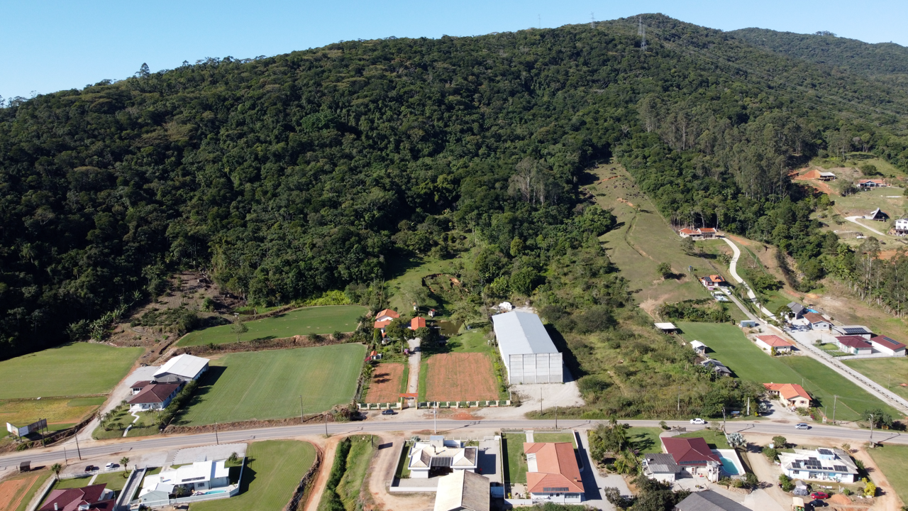 Lote à venda no Beira Rio: