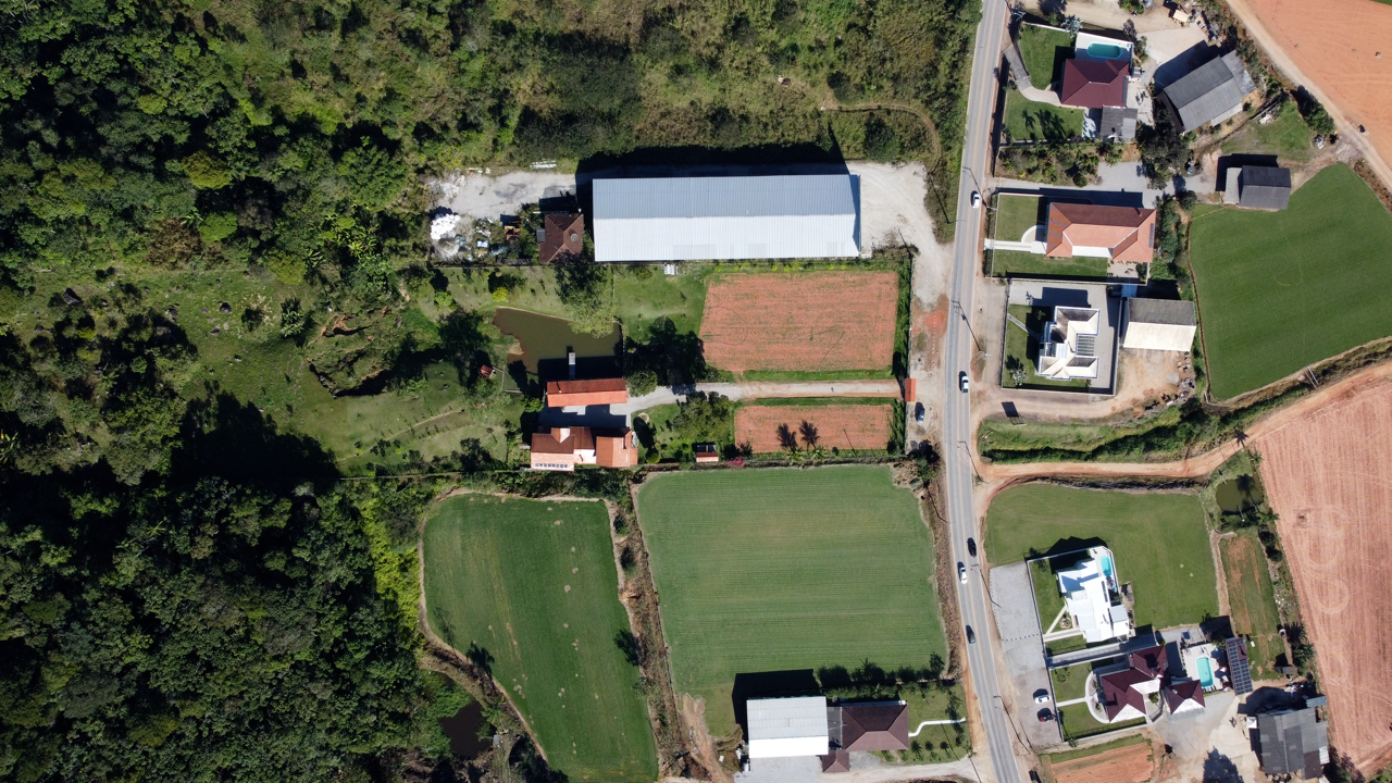 Lote à venda no Beira Rio: