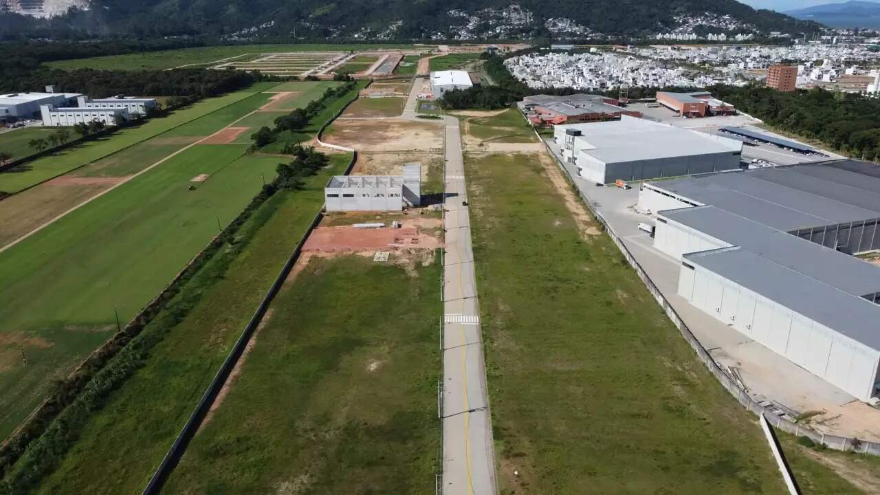 Lote à venda no Beira Rio: