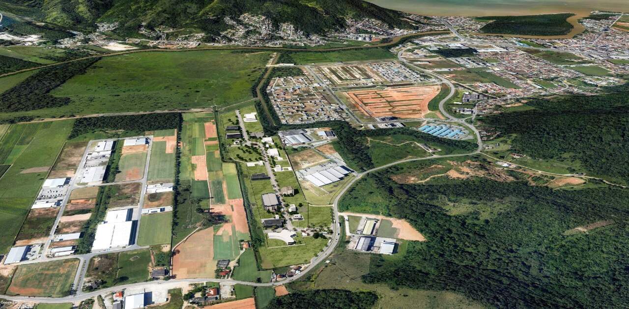 Lote em condomínio à venda no Beira Rio: