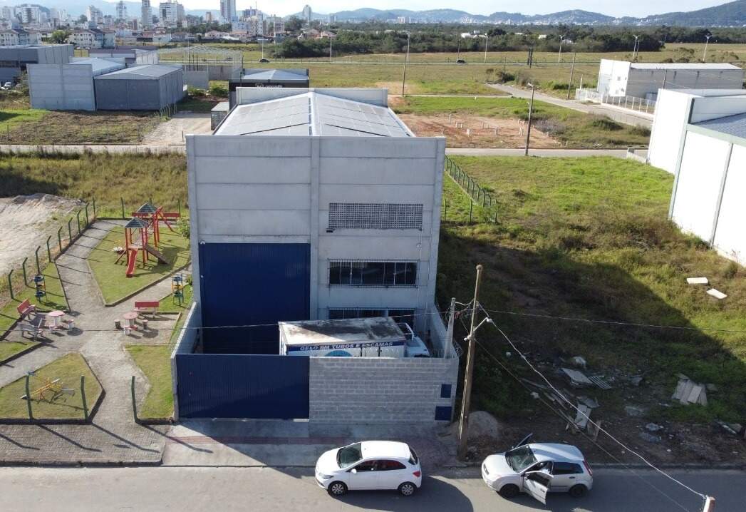 Galpão à venda no Pachecos: