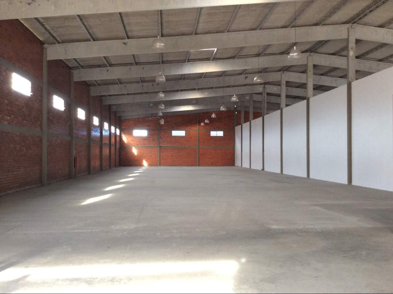 Galpão para aluguel no Morro da Bina: 