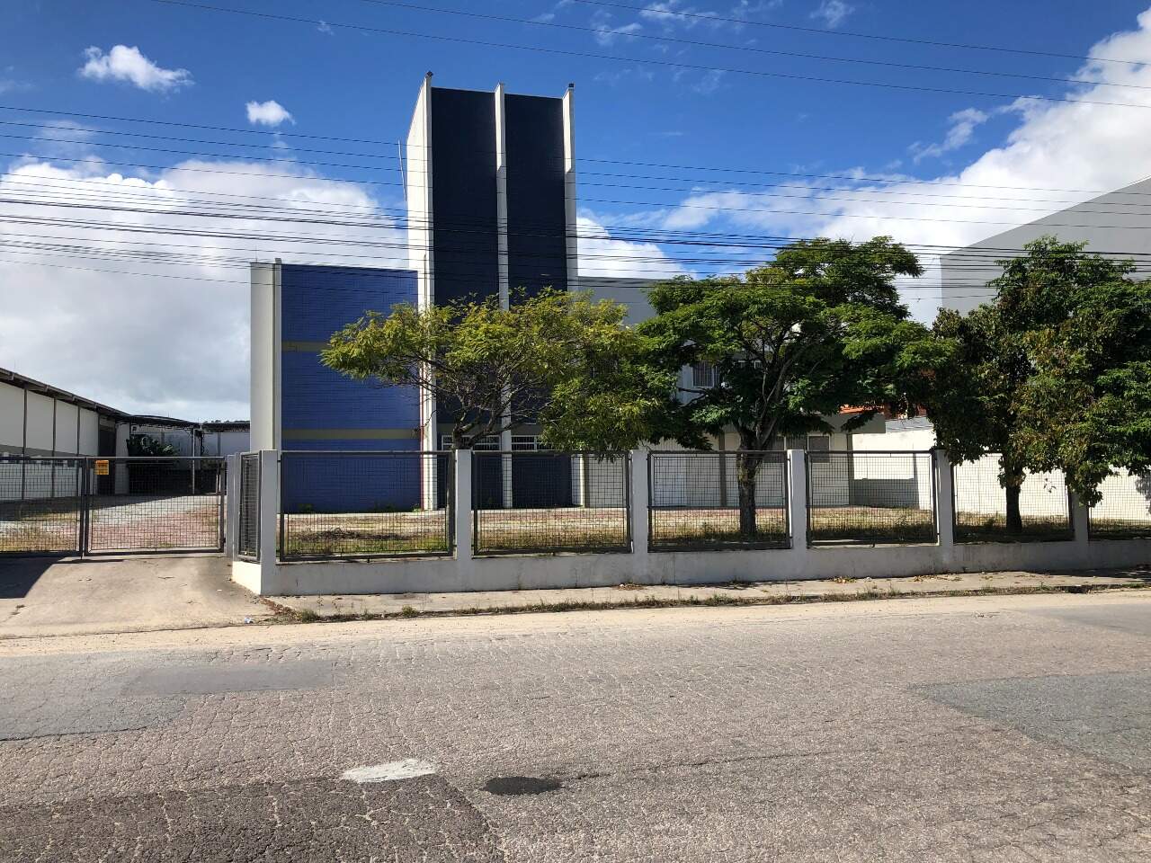 Galpão para aluguel no Distrito Industrial: 