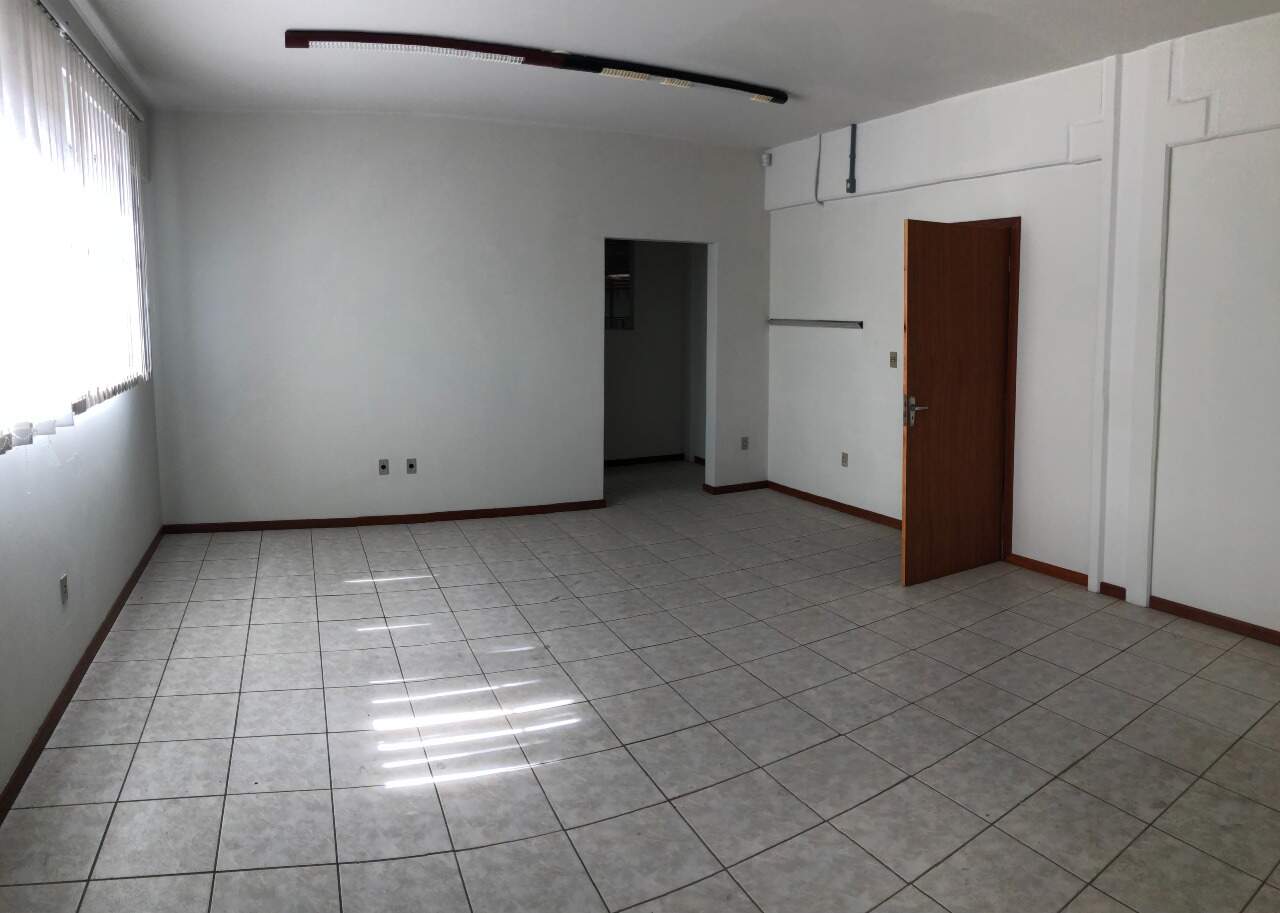 Galpão para aluguel no Distrito Industrial: 